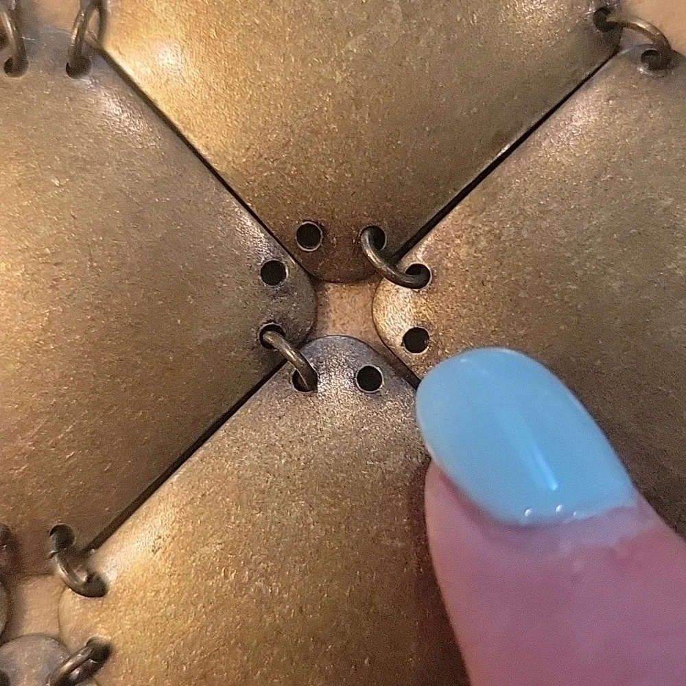 Metal vintage statement necklace - Picture 7 of 7